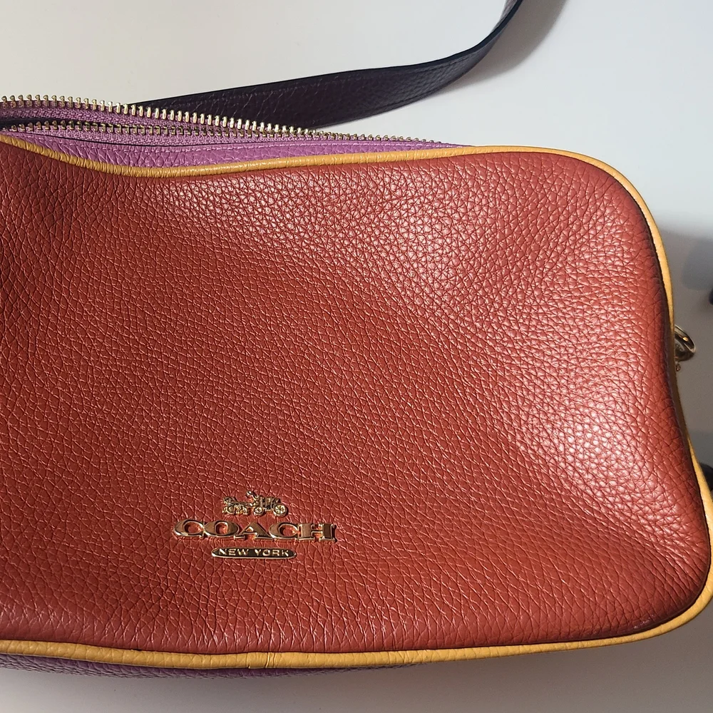 Coach Leather Shoulder Bag in Brown with Brown Crossbody Strap Included